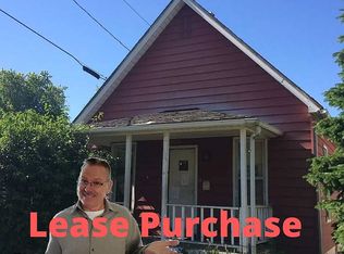 340 2nd Ave N, Clinton, IA 52732