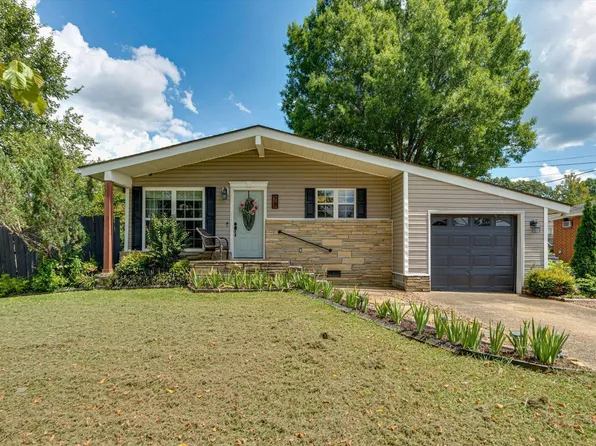 78 Elaine Cir, Fort Oglethorpe, GA 30742