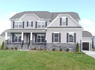 13706 Mangrove Bay Dr, Chester, VA 23836