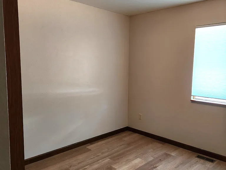 103 Glovers Ln — Photo 15