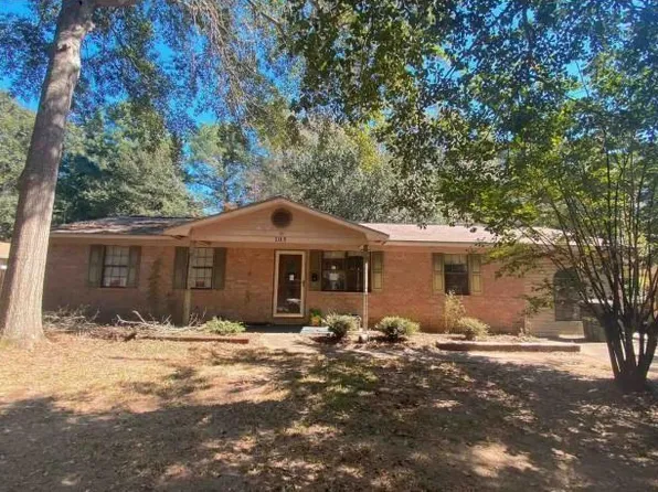 105 Country Breeze Ct, Perry, GA 31069