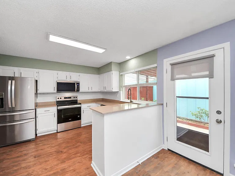 7508 Stewart Rd — Photo 16