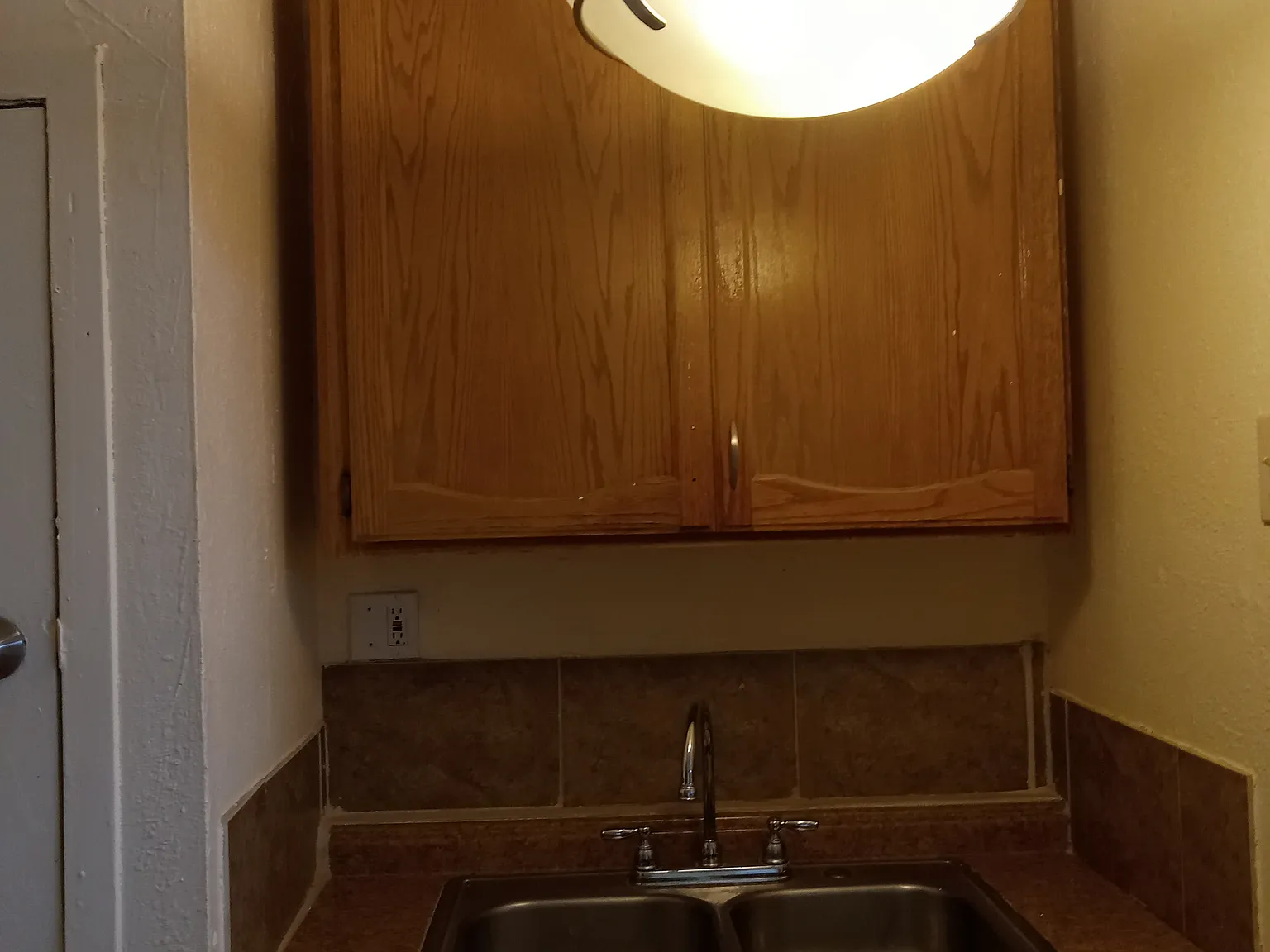1 bed, 425 sqft, $1,100 — Photo 2