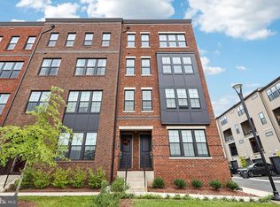 22381 Roanoke Rise Ter, Ashburn, VA 20148