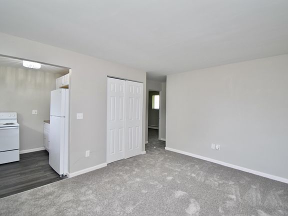 2nd image of 7264 Boleyn Dr APT 4