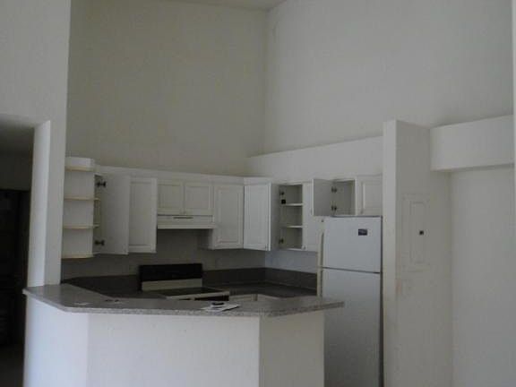 4th image of 4245 S 57th Ave APT 202W