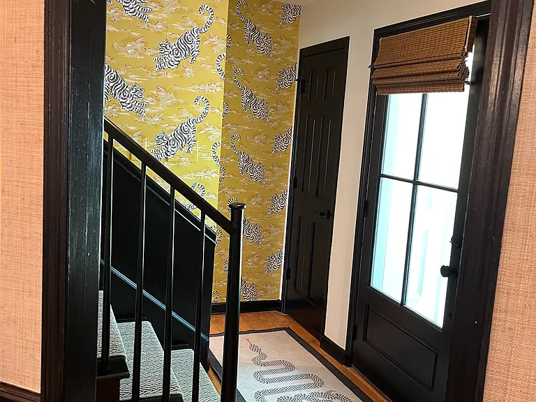 1007 Governors Rd — Photo 3