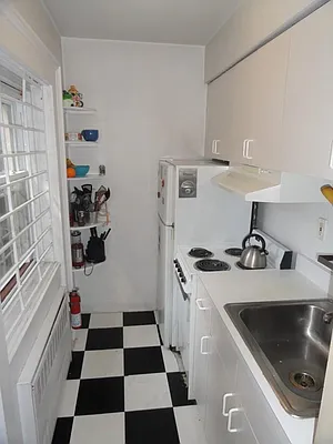 Rented by Bank Neary | media 21