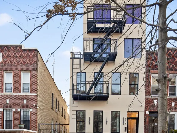 998 Carroll Street image 9 of 11