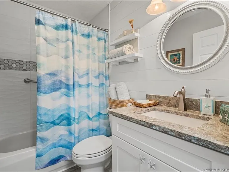 6082 SE Landing Way #7 — Photo 27