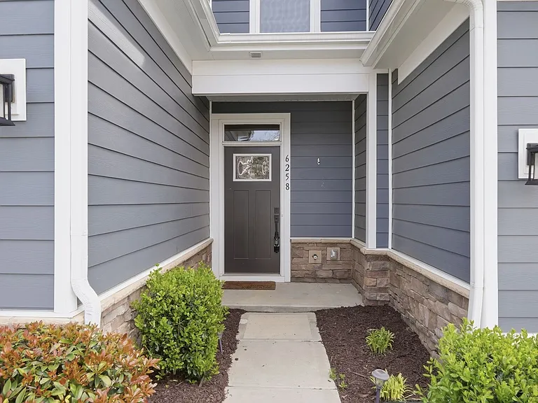 6258 Ashton Park Dr — Photo 11