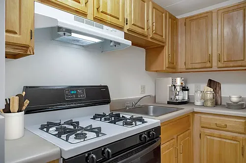 445 Merrimack St Photo 1