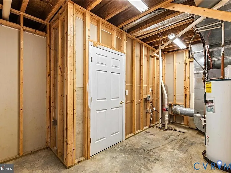 686 Lake Caroline Dr — Photo 58