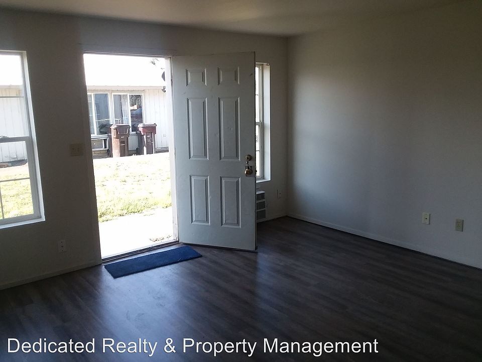 1st image of 627 N 6th Ave APT 1