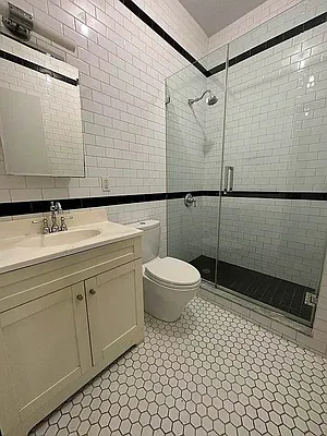 Rented by Bravado Real Estate LLC | media 5