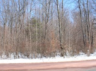 Woodbine Dr, Waymart, PA 18472