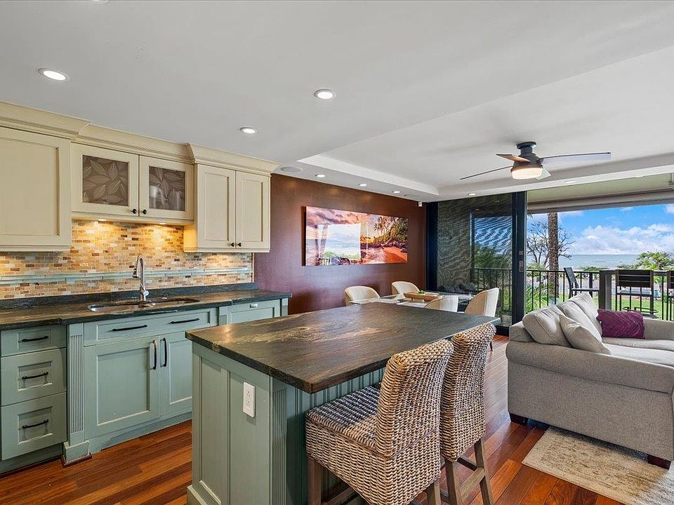 1st image of 940 S Kihei Rd #D-203