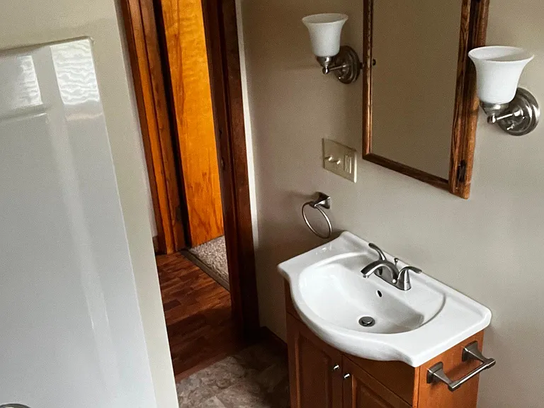 441 N Davis Rd — Photo 14