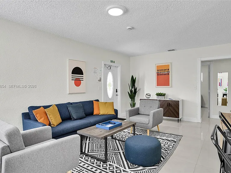 6452 Custer St — Photo 5