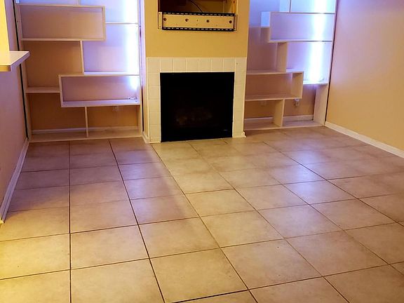 Living room with gas fireplace