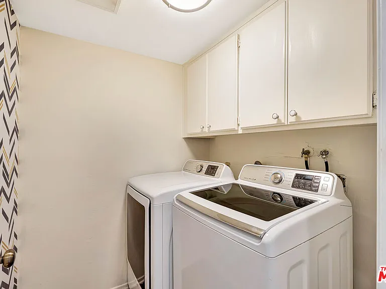 1900 Vine St #103 — Photo 27