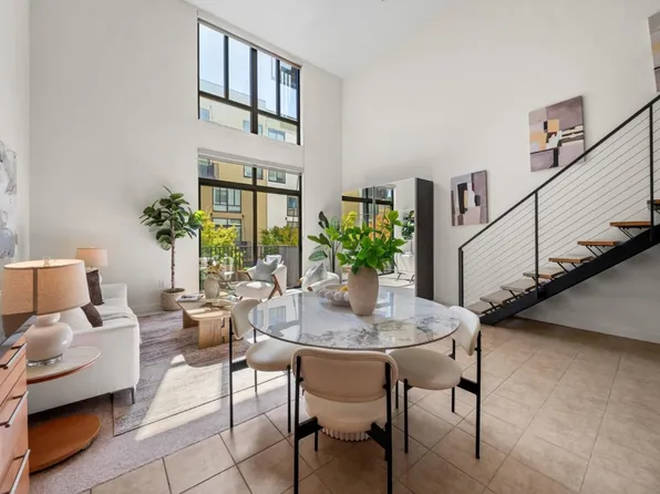 88 Bush St Unit 2206, San Jose, CA 95126