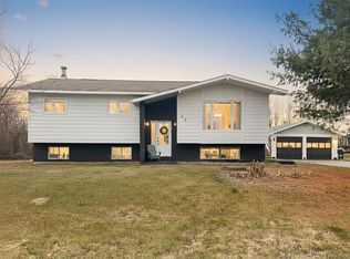 24 Catherine St, Bathurst, NB E8L 1W1