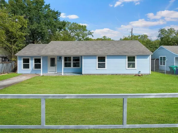 5823 Pershing St, Houston, TX 77033