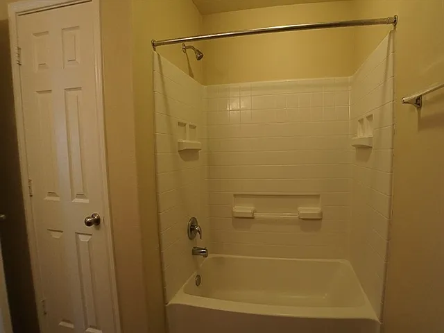 15458 Bammel Oaks Ct — Photo 10