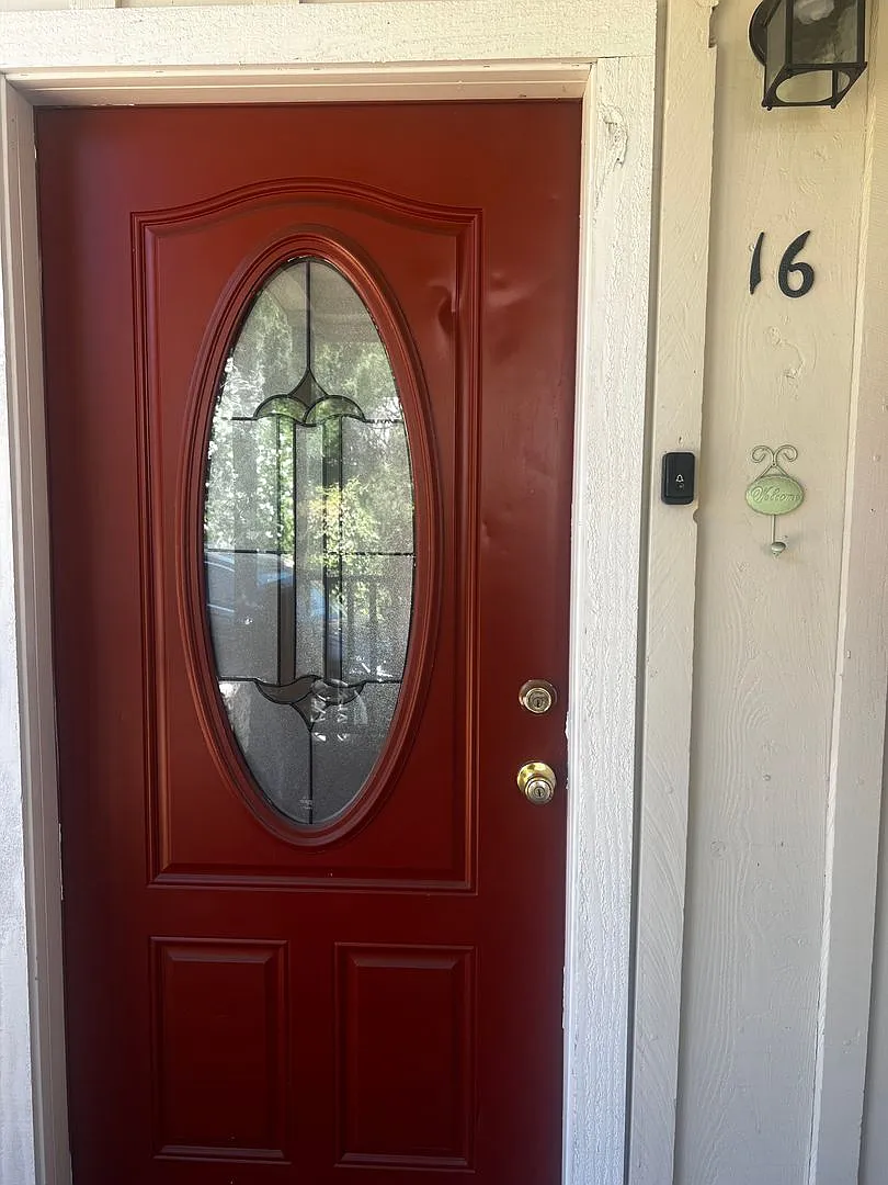 Washington Square Apartments — Photo 1