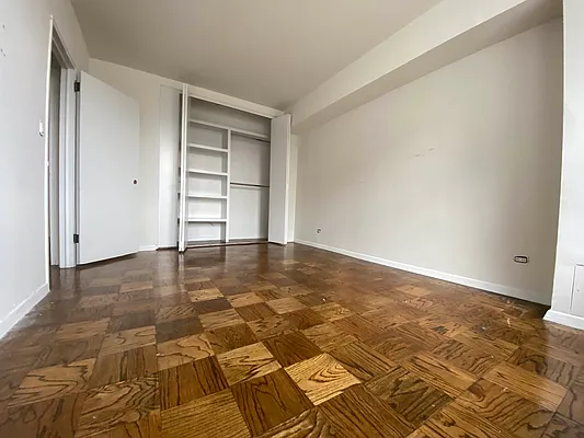 Rented by Bond New York | media 6