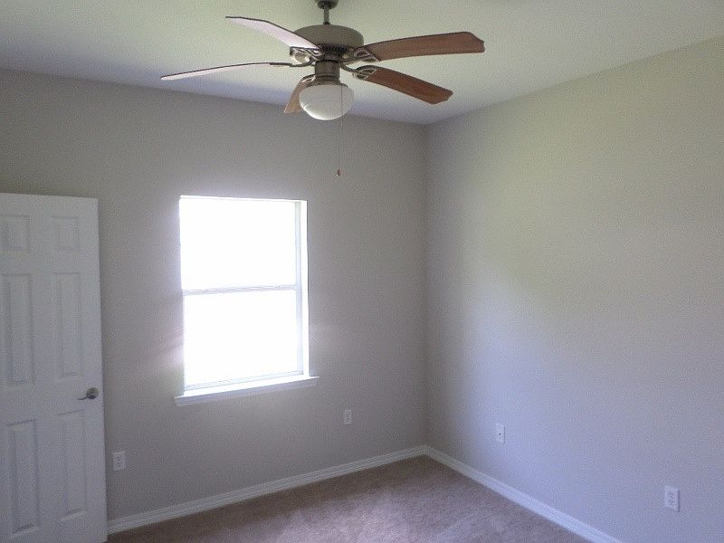 2nd image of 2005 44th Ave