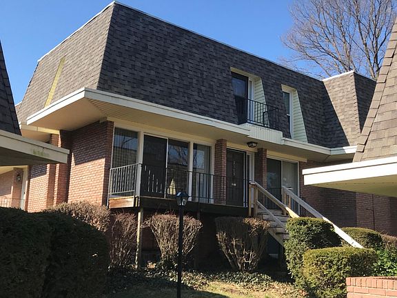 2nd image of 2179 W Schantz Ave