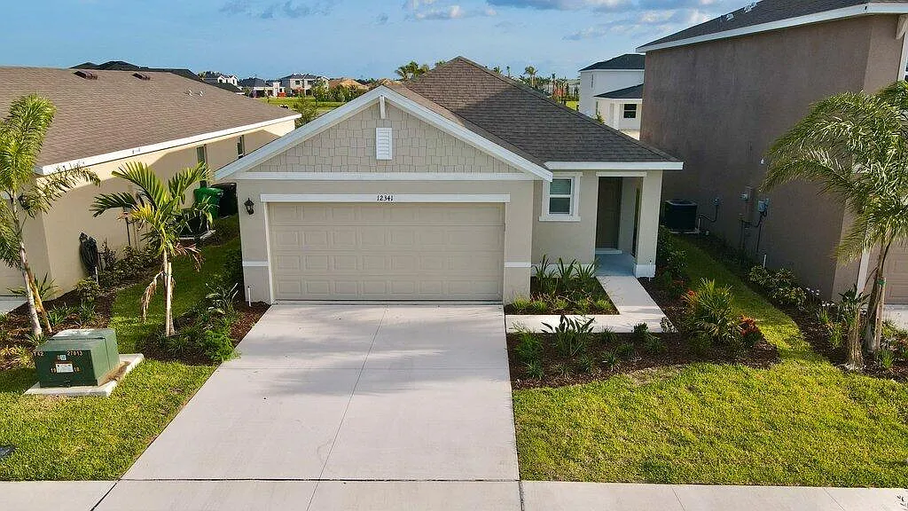 3 bed, 2.0 bath, 1504 sqft, $2,400 — Photo 3