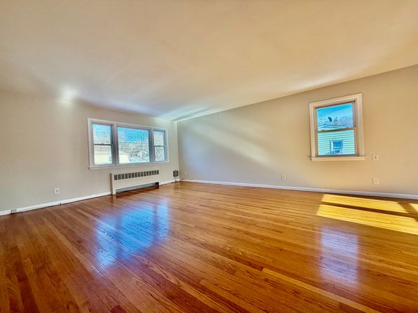 (undisclosed Address)