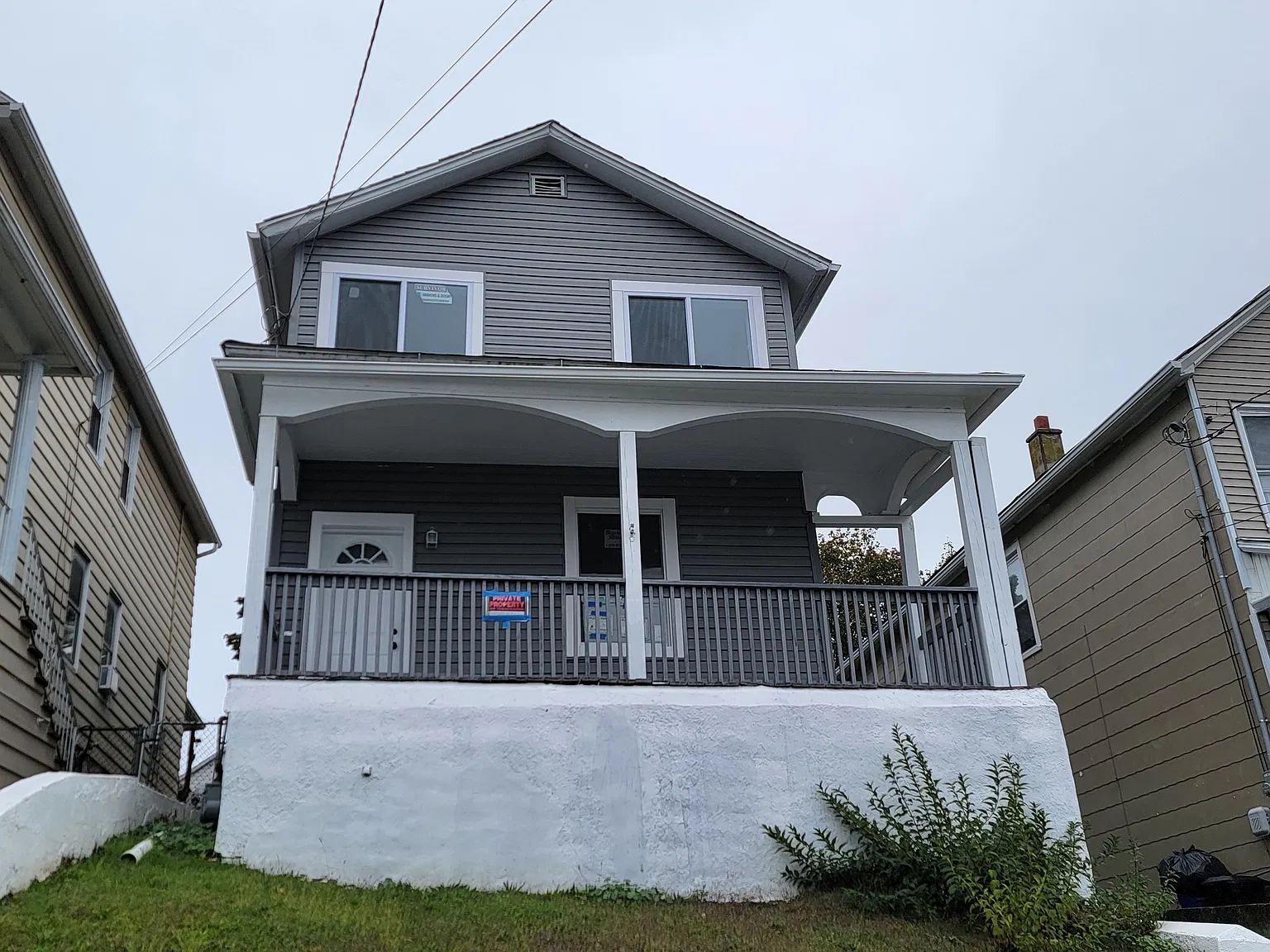 3 bed, $1,600 — Photo 2