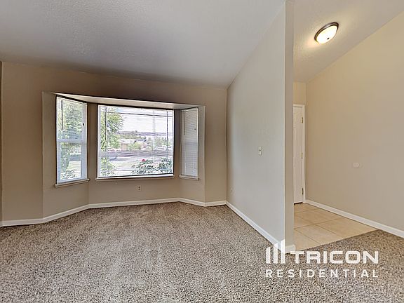 4th image of 324 Kendrick Ln