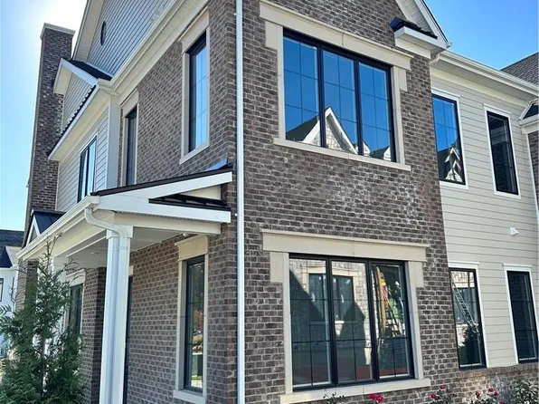 10 Wallace Way #10, Chappaqua, NY 10514