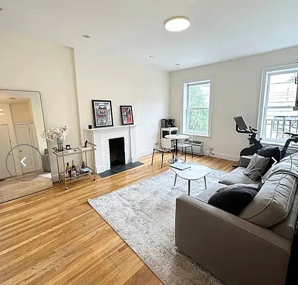 104 Perry St #3A — Photo 3