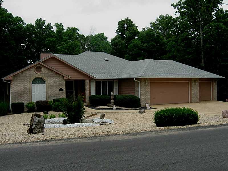 1st image of 19 Drummore Dr