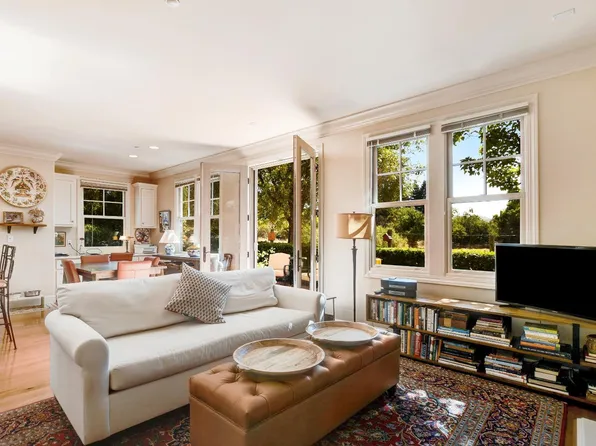 620 6th Street E, Sonoma, CA 95476