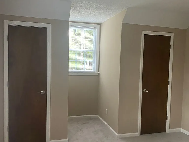 1509 N Respess St — Photo 27