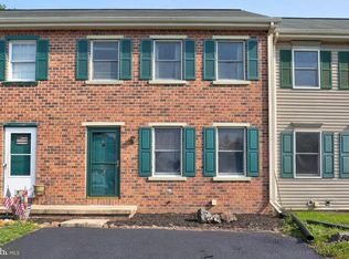 46 Cranfield Ct, Elizabethtown, PA 17022