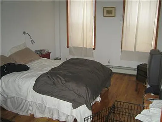 Rented by Manhattan Property Group | media 31