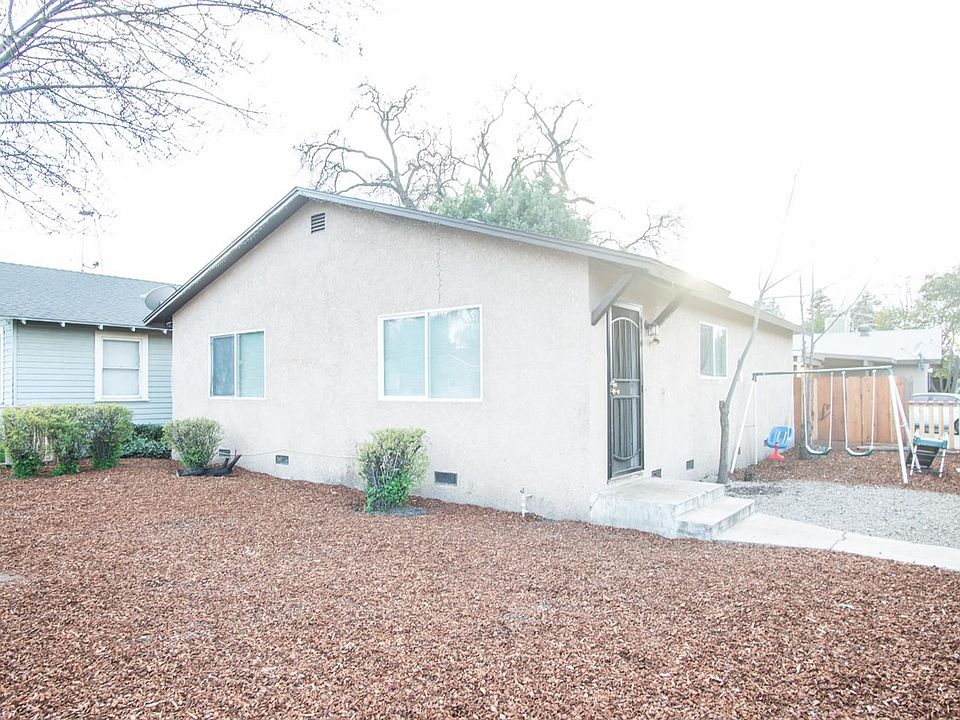 1st image of 209 W Cypress Ave