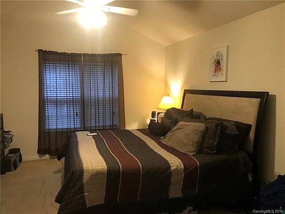 4th image of 5015 Wallace Creek Ln