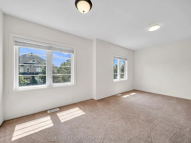 4215 Cole Cres — Photo 31