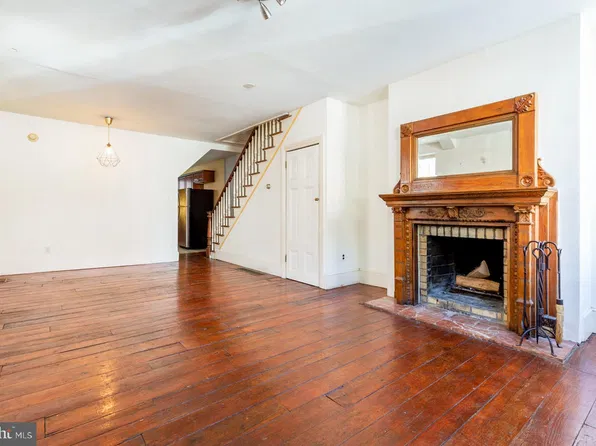 1006 Bainbridge St Floor 1, Philadelphia, PA 19147