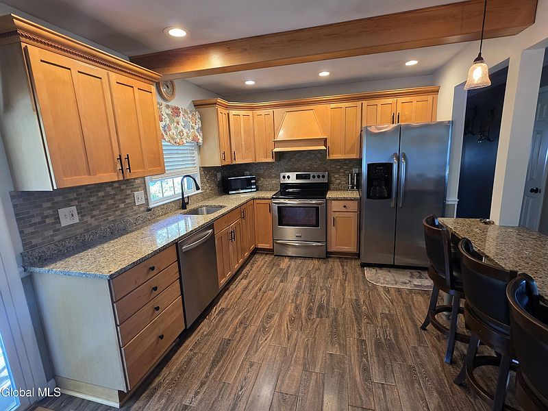 5th image of 20 Crestone Road