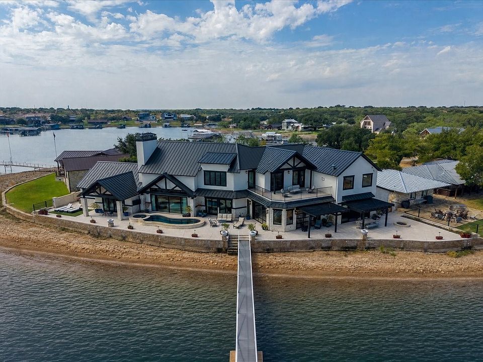 1st image of 1011 Possum Point